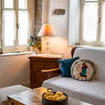 Lemon Tree House בית נופש Pánormos